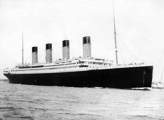 640px-RMS_Titanic_3