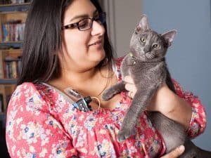 Adopted Kitten Saves His Diabetic Mom’s Life
